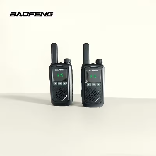 Baofengi raadiosaatjad (2 tk) taskulambiga
